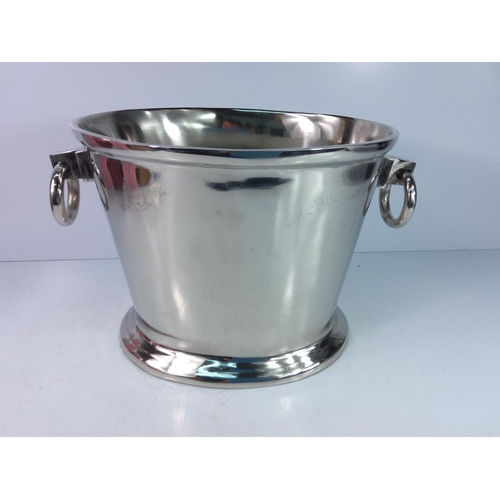 150 - Cast aluminium champagne bath