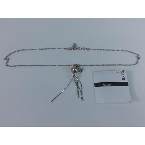 379 - Silver pendant on chain