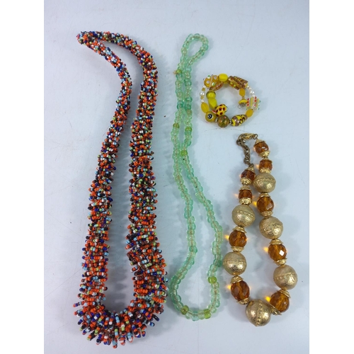 408 - Bag of various jewellery