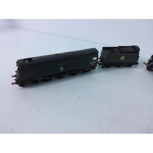 38 - Canadian Pacific Hornby engine and tender and Tangmere engine and tender