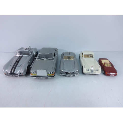 267 - 5 model vehicles