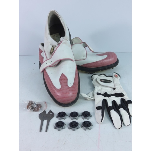 287 - Fishing reels, golf shoes etc