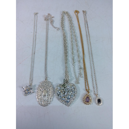 397 - Qty of various necklaces