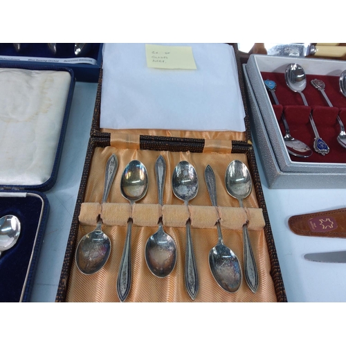 413 - 6 x various boxed cutlery and a fruit knife