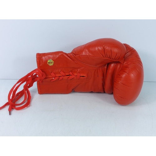 175 - Signed Kevin Mitchell boxing glove with certificate