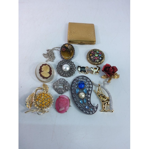 396 - Pocket watch, 2 wrist watches and brooches