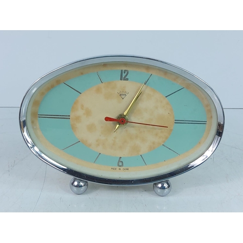 419 - Vintage 1950's bedroom clock