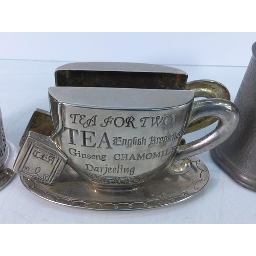 116 - Tankard, holder and letter rack