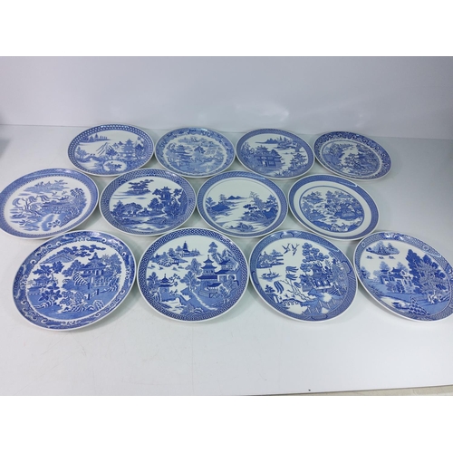 91 - Danbury Mint Blue & White collectors plates