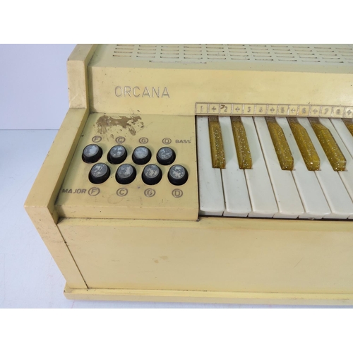 304 - Childs electronic organ