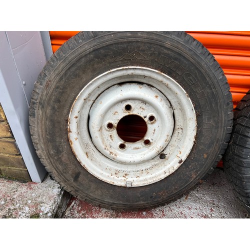 14 - Land Rover series II heritage style wheels and tyres.
Full set of 5 in white. 
5.50F x 16 x 33 alloy... 