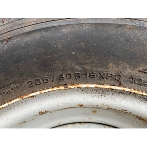 14 - Land Rover series II heritage style wheels and tyres.
Full set of 5 in white. 
5.50F x 16 x 33 alloy... 