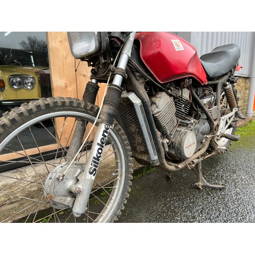 3 - Honda VT500 (believed to be 1982-1986 model)
This motorbike is sold as seen. It is a spares or repai... 