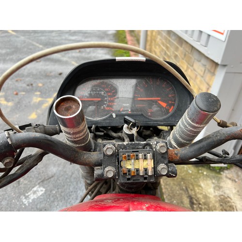 3 - Honda VT500 (believed to be 1982-1986 model)
This motorbike is sold as seen. It is a spares or repai... 