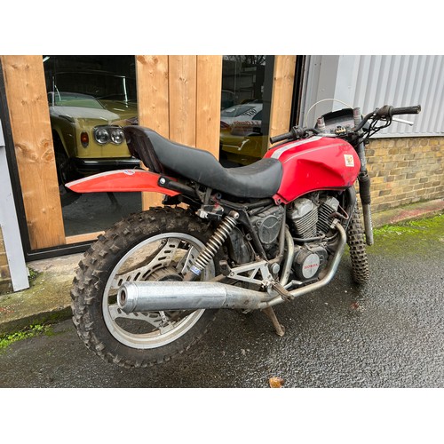 3 - Honda VT500 (believed to be 1982-1986 model)
This motorbike is sold as seen. It is a spares or repai... 