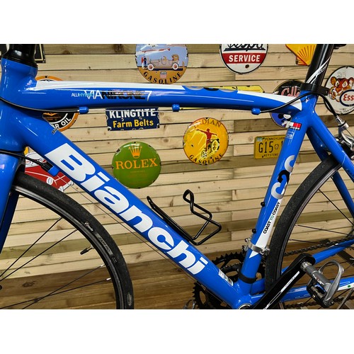 8 - Bianchi road bike
This is a Bianchi Via Nirone 7 Endurance Road Bicycle in a beautiful blue and whit... 