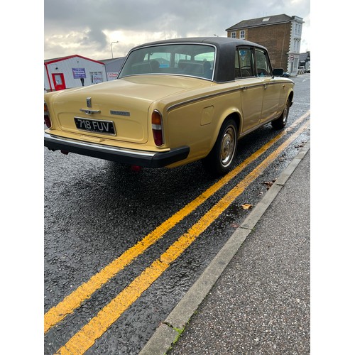 16 - 1978 Rolls Royce Silver Shadow II in a beautiful yellow colour. Comes with part paperwork, V5 presen... 