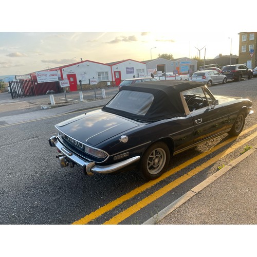 13 - 1971 dark blue Triumph Stag, registration: HDA 971J has only done 42,249 miles, 3L V8 engine, MOT an... 