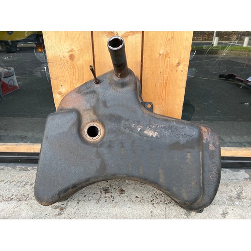 24 - Car spares for Mk2 jaguar including fuel tank