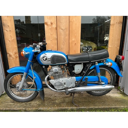 25 - Blue Honda CD 175 motorcycle, registration HKP 388N - First registered on 1st of April 1975, this be... 