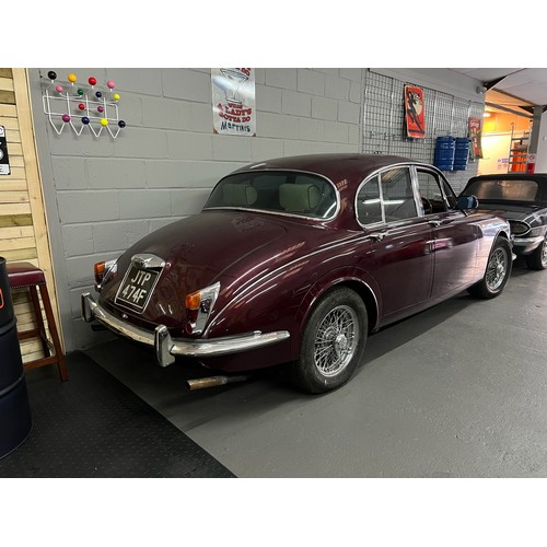 22 - Burgundy 1967 Daimler 250 with a v8 engine, Registration JTP 474F this vehicle is a non runner (no c... 