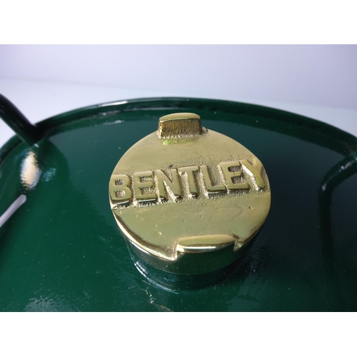 124 - Bentley oil can