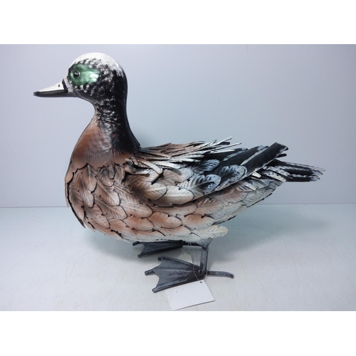 157 - Novelty metal garden duck, 40 x 32cms