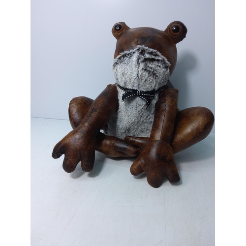 95 - Faux leather frog doorstop