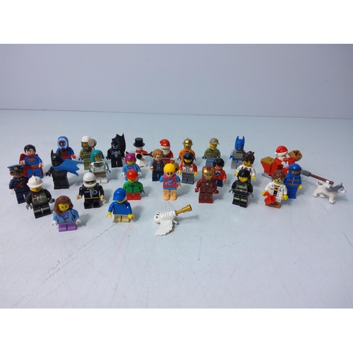 319 - Lego figures