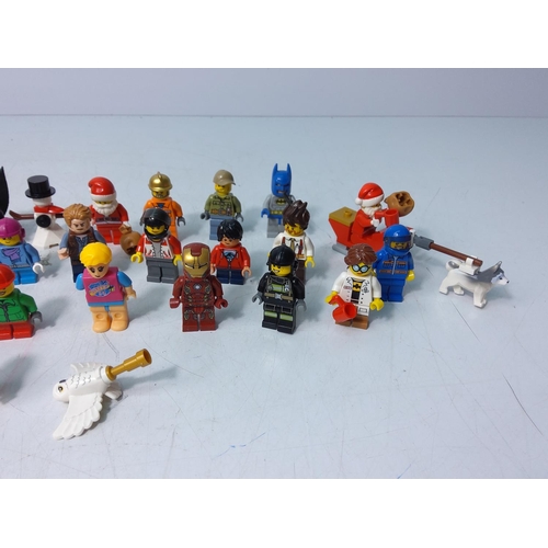 319 - Lego figures