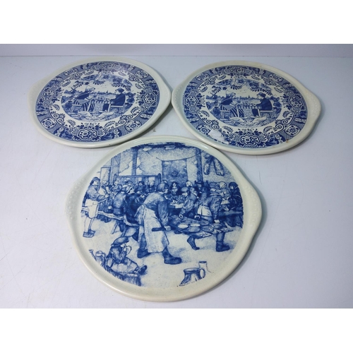 189 - Qty of blue and white china including Delft