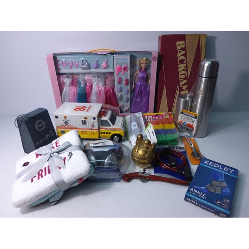 58 - Toys, games, dolls and sundries