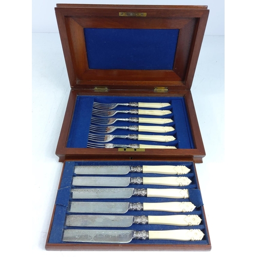 138 - Antique bone handled cutlery set