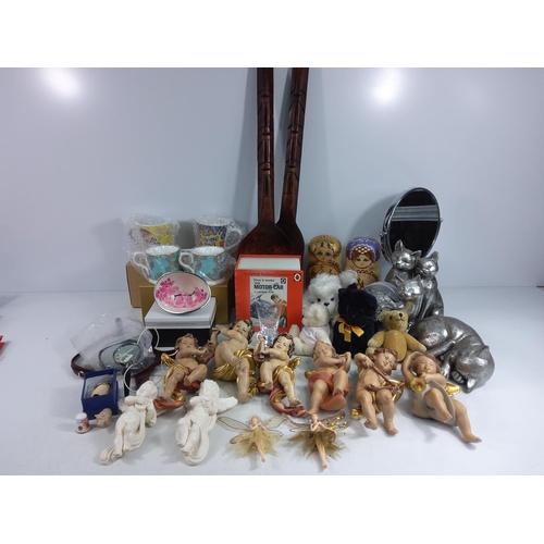 250 - Box of new and boxed items including Fortnum & Mason cups, cherub figures, Russian dolls and other i... 