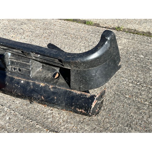 11 - Very large quantity of Classic Land Rover body panels including, quarter panels, wings, and other bo... 