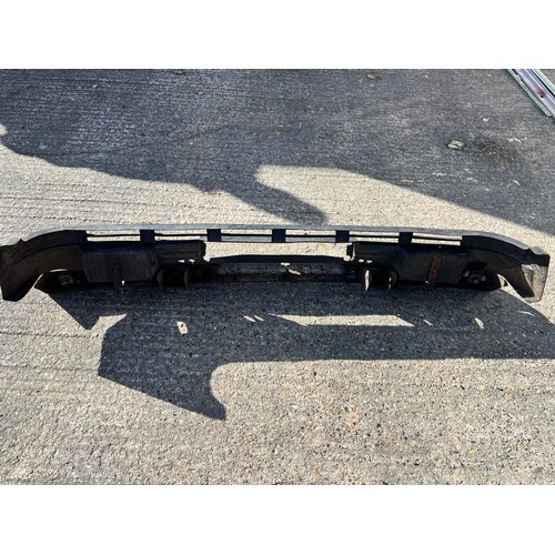 11 - Very large quantity of Classic Land Rover body panels including, quarter panels, wings, and other bo... 