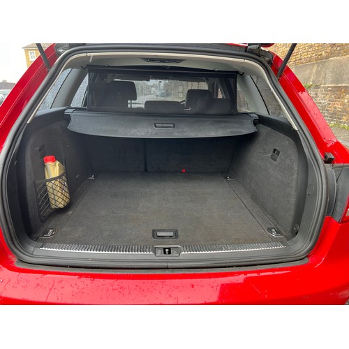 17 - 2006 red Audi A4 Avant S-line.
This Audi estate is a great combination of sport and convenience. Boa... 