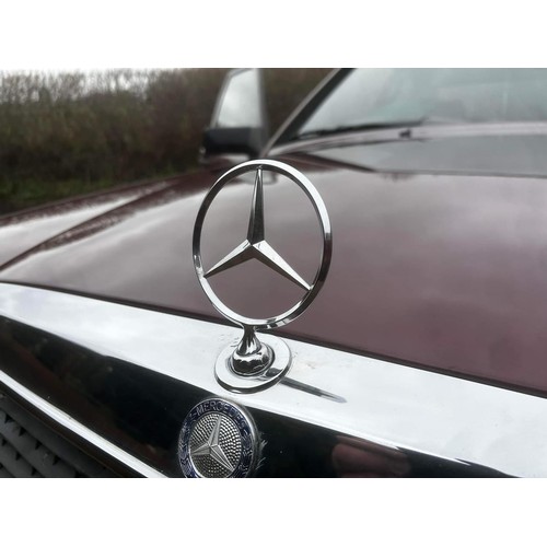 9 - 1990 Mercedes 190E, reg: G578CWC, MOT until May 2024. with 3 former keepers and 120,987 miles on the... 