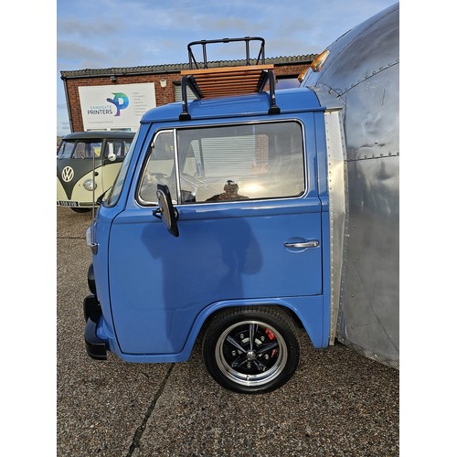 32 - THE BAYSTREAM
Here we have for sale a very special one off bespoke VW Type 2 Bay Window Camper that ... 