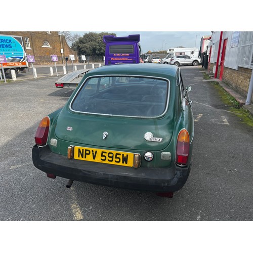 40 - Green MG MGB GT, first registered in 1980, 1.8L petrol, this car is Ulez, tax and MOT exempt, lovely... 