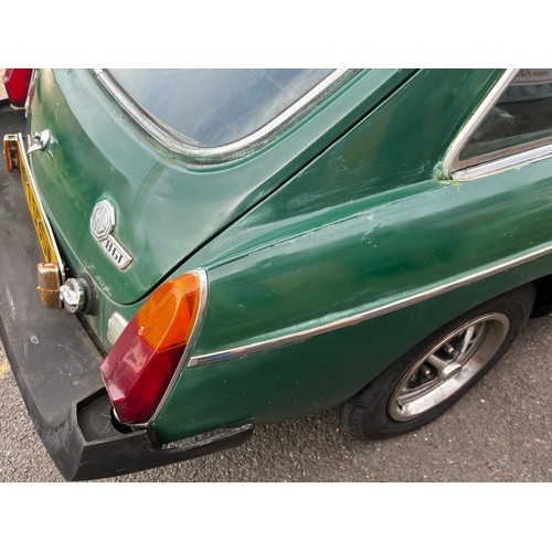 40 - Green MG MGB GT, first registered in 1980, 1.8L petrol, this car is Ulez, tax and MOT exempt, lovely... 