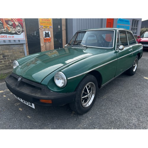 40 - Green MG MGB GT, first registered in 1980, 1.8L petrol, this car is Ulez, tax and MOT exempt, lovely... 