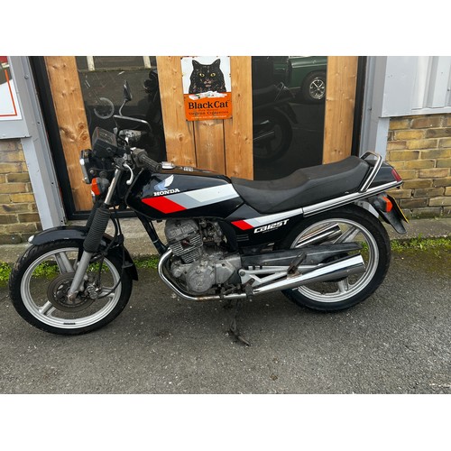 41 - Black Honda 1988 CB125T registration F932CKO, this bike is a nice addition to anyones collection, it... 