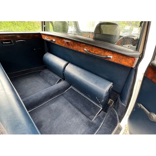 42 - Cream 1988 Daimler DS420 limousine, registration F559EBV in good condition, runs and drives, has bee... 