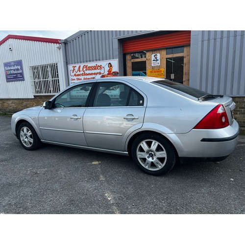 44 - Silver Ford Mondeo Ghia Auto, Registration KU05ONF, first Registered in March 2005, with 3 former ke... 