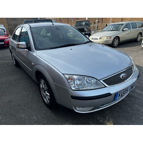 44 - Silver Ford Mondeo Ghia Auto, Registration KU05ONF, first Registered in March 2005, with 3 former ke... 