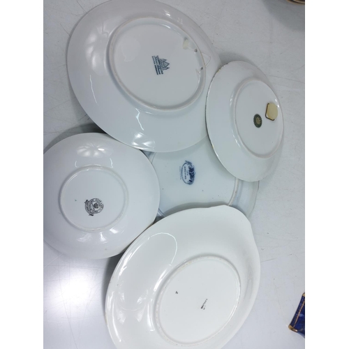 139 - Large qty of china, teaware and glasses