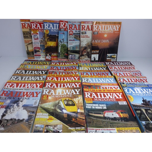 165 - 4 boxes of railway magazines