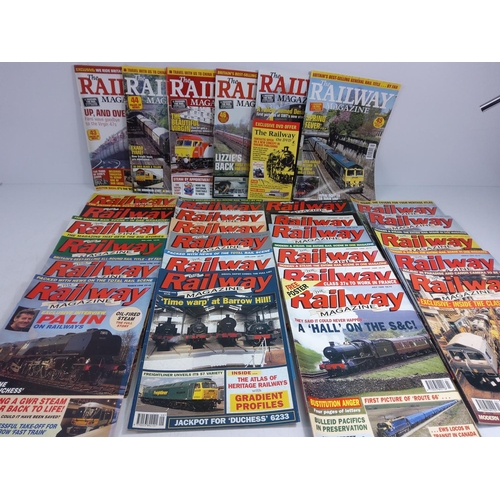 165 - 4 boxes of railway magazines