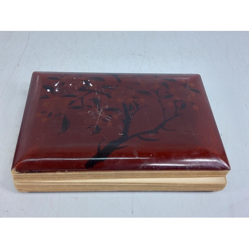 189 - Antique Chinese inlaid photo album